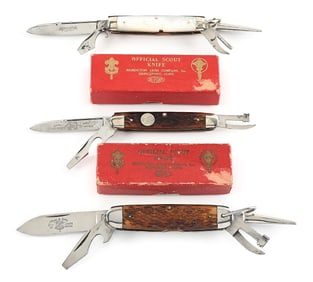 LOT OF 3: ETCHED REMINGTON AND PAL SCOUT KNIVES IN ORIGINAL BOXES.