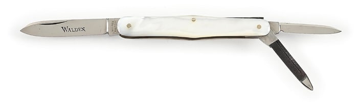 C. PRE-1920S WALDEN KNIFE CO. NY PATTERN 3533 MOTHER OF PEARL WHITTLER.