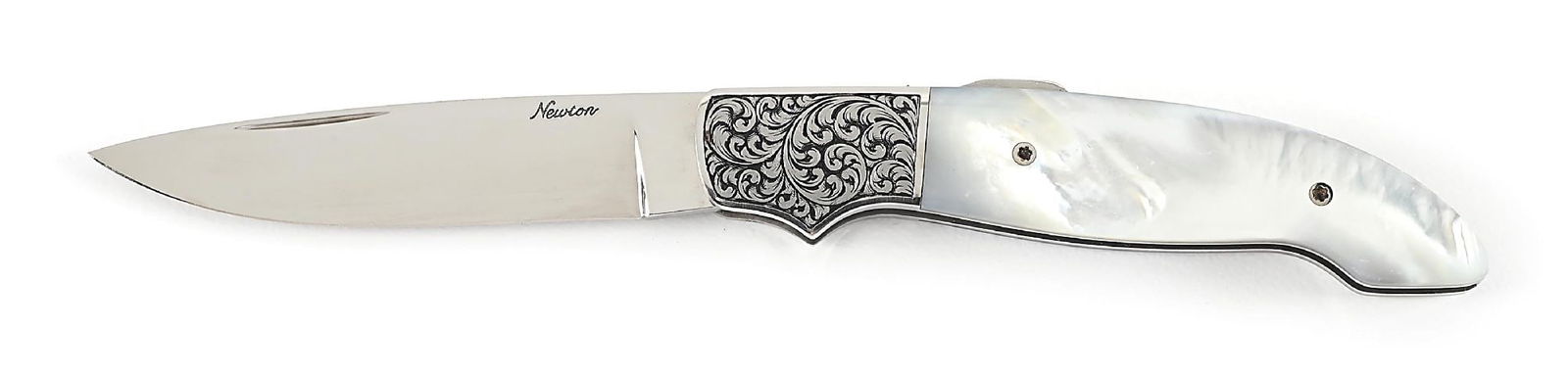 CUSTOM MADE RON NEWTON LOCK BACK FOLDER WITH MOTHER OF PEARL AND ENGRAVED BOLSTERS. (1 of 6)