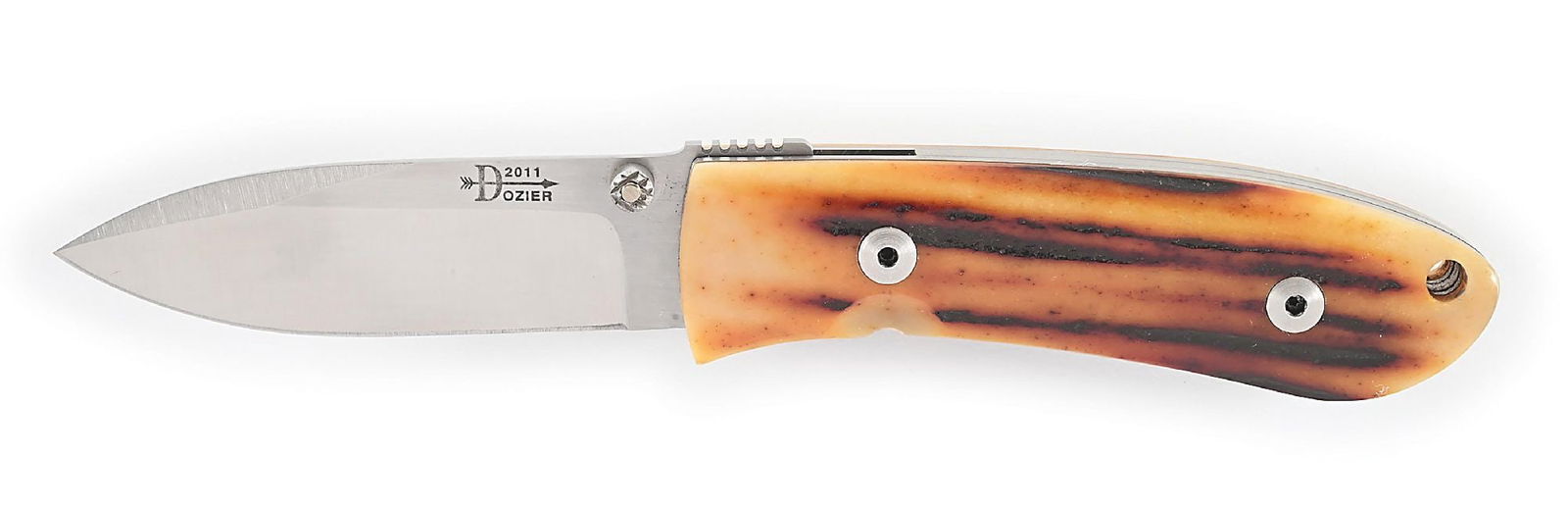 BOB DOZIER 2011 AMBER STAG HANDLE CUSTOM TITANIUM LINER LOCK SMALL FOLDING HUNTER.: Appears unused and unsharpened. D2 steel blade with thumb stud opener. “Dozier 2011” etched on obverse blade. Locks open firmly. Titanium liner lock. Amber stag handles. Titanium back spac