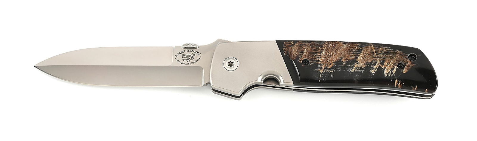 ROBERT TERZUOLA ATCF TITANIUM AND WATER BUFFALO HORN HANDLE LINER LOCK FOLDER.: Appears unused and unsharpened. Blade obverse is marked “ROBERT TERZUOLA NUNQUAM SEGENDUM” with the dragon head logo. Thumb disc opener. Rough cut water buffalo horn handles. Titanium line