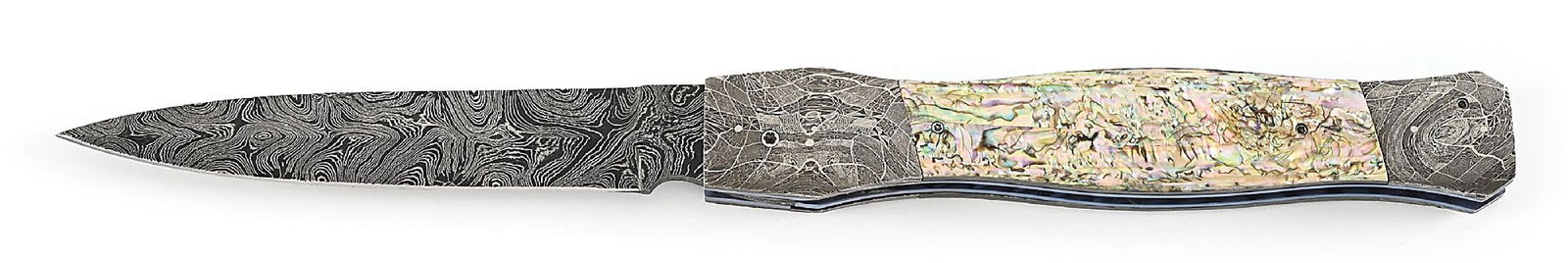 CUSTOM MADE REESE WEILAND GAMBLER #4 SCALE RELEASE LINER LOCK SWITCHBLADE.: Appears unused and unsharpened. Damascus dagger grind blade. Damascus bolsters. Abalone handles. Marked on inside back strap “R.W. Gambler S R 04” Works fine. Locks open firmly. Liner lock