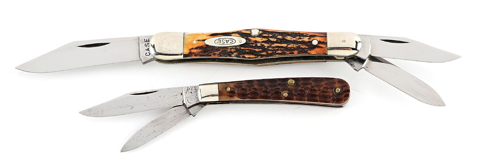 LOT OF 2: CASE XX 5383 STAG BALLOON WHITTLER AND CASE TESTED XX 6229-1/2 TADPOLE.: Lot consists of: (A) C. 1940-1964 CASE XX 5383 stag handle balloon split backspring whittler. Appears unused and unsharpened. The main blade is tang stamped “CASE XX” on obverse and “