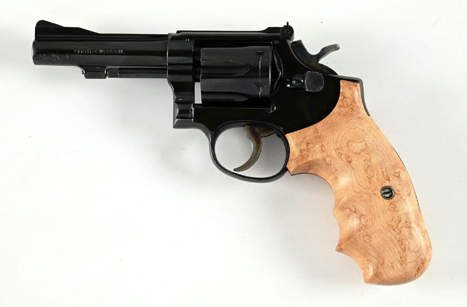 (C) SMITH & WESSON MODEL 48 .22 MAGNUM DOUBLE ACTION REVOLVER (1 of 2)