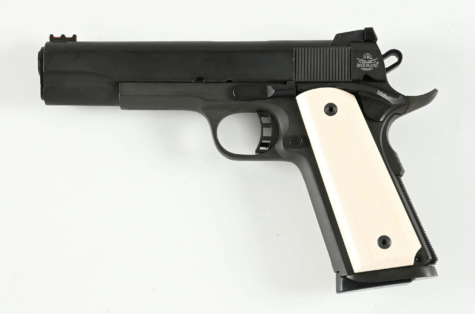 (M) ROCK ISLAND ARMORY 1911 A1 FS TACT II SEMI-AUTOMATIC PISTOL.: Features a matte finish, wind drift Novak style white dot rear sight, red fiber optic front sight, lightweight hammer, beavertail grip safety, light weight trigger, ambidextrous safety, checkered flat