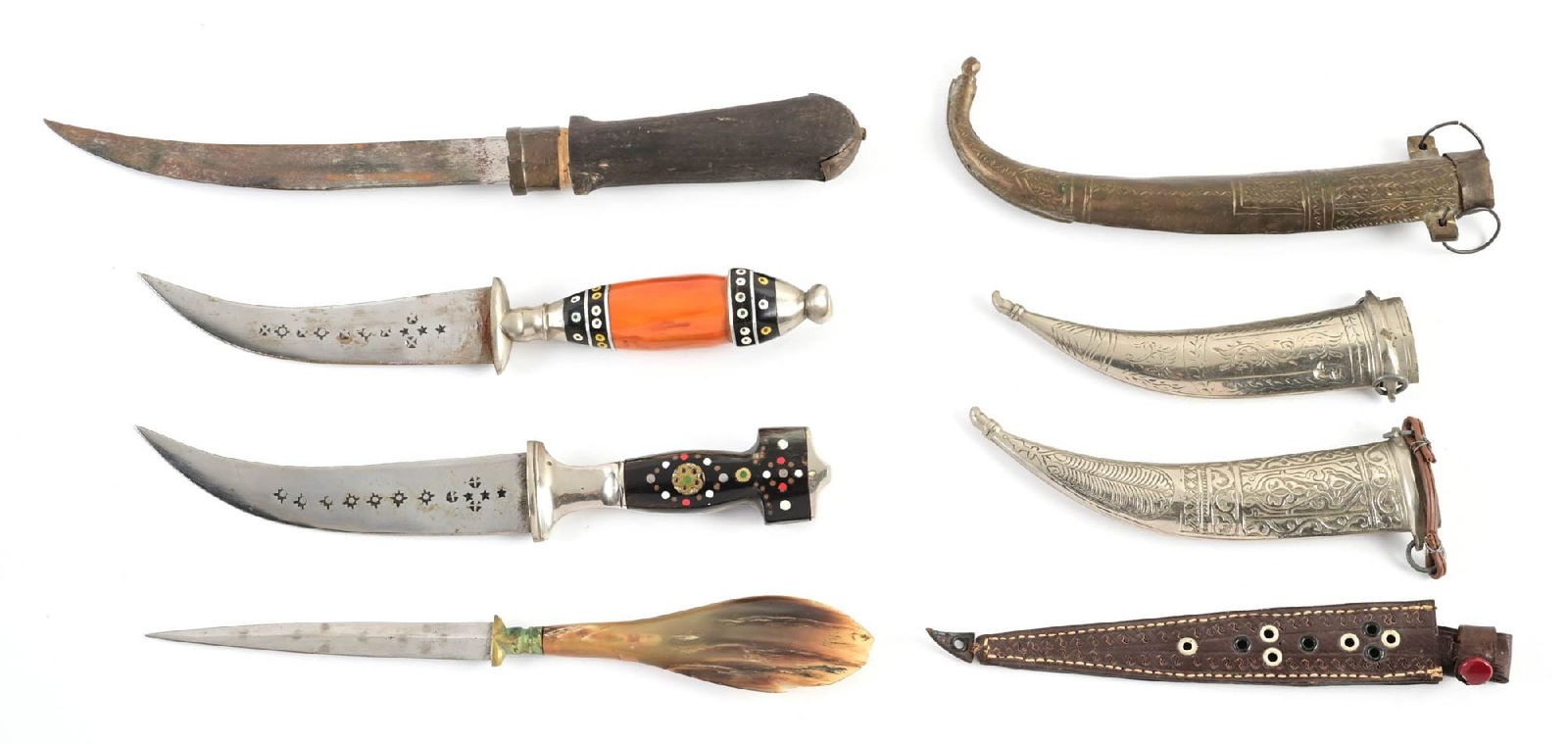 LOT OF 4: SOUVENIR DAGGERS. (1 of 2)