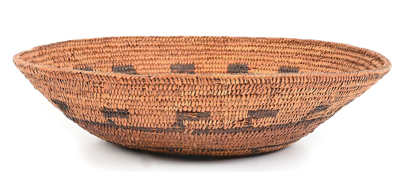 NAVAJO (DINÉ) WEDDING BASKET (1 of 6)