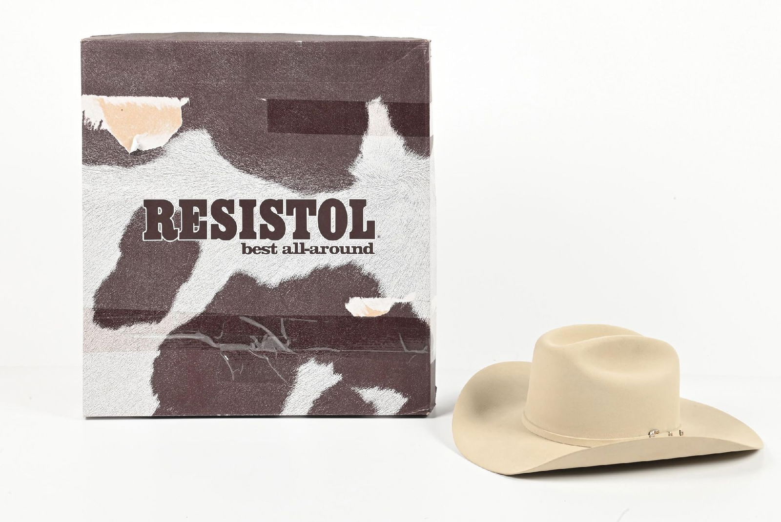 30X STETSON HAT IN ORIGINAL BOX: Silverbelly "El Patron" Stetson with a 4" brim and 5" crown. 30X quality, size 7 1/2 EX: Jim Holly Collection Dimensions: Box: 19 - 1/4" x 20 - 3/4" x 9".