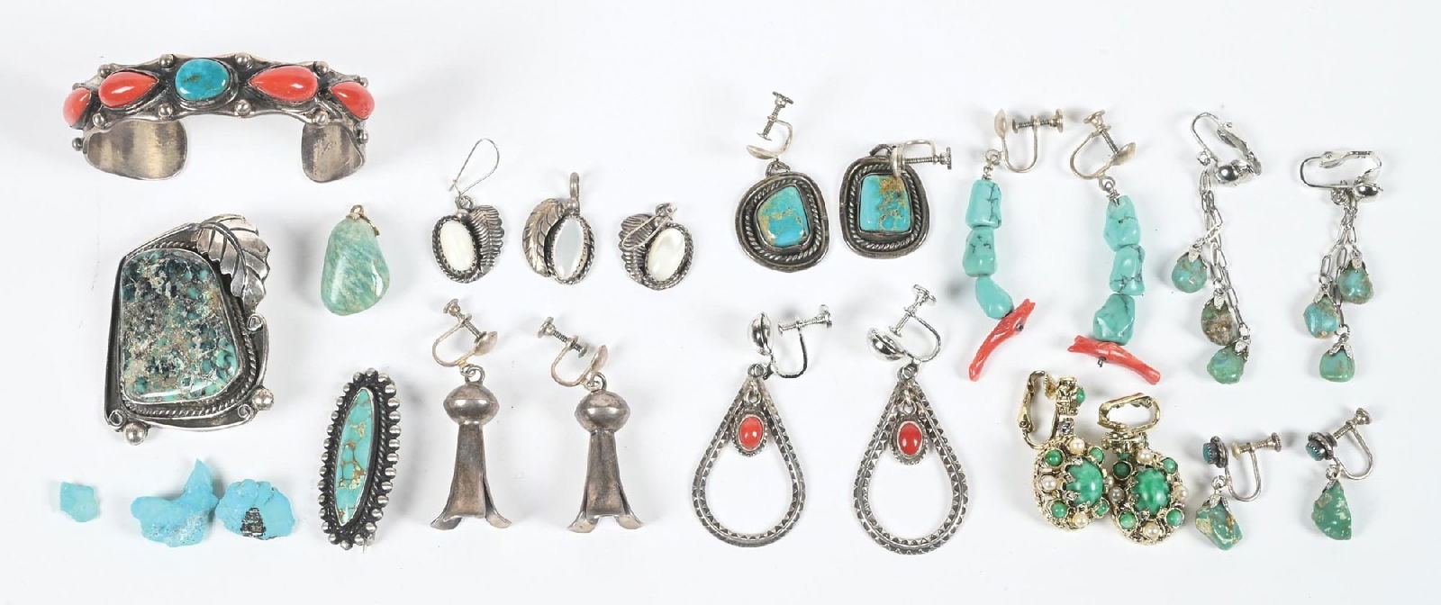 LARGE LOT OF NATIVE AMERICAN JEWELRY (1 of 1)