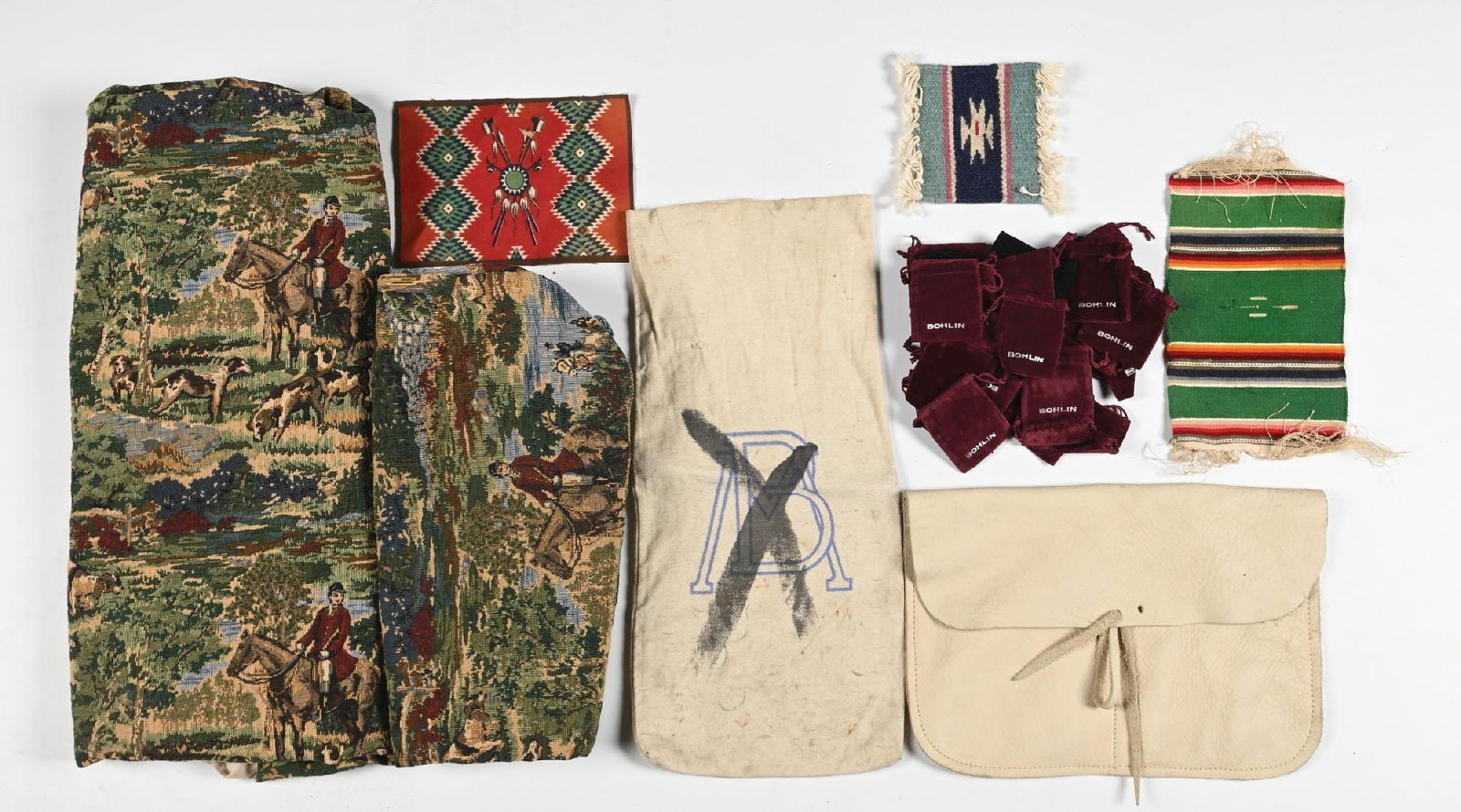 LOT OF BAGS & FABRIC (1 of 1)