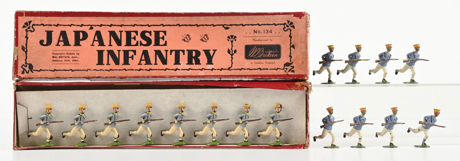 LOT OF 2: W. BRITAINS SETS (1 of 2)