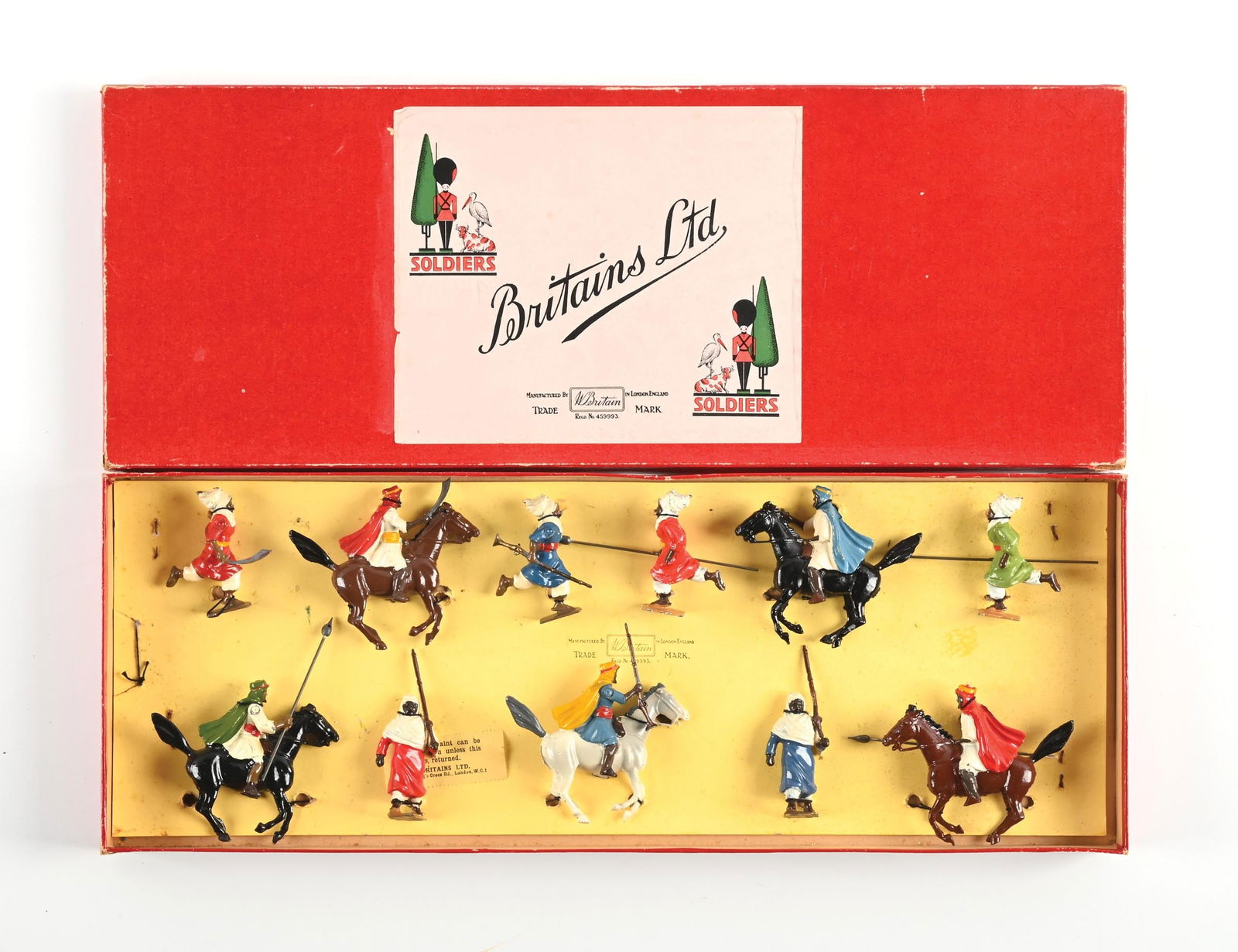 W. BRITAIN'S ARABS OF THE DESERT DISPLAY SET NO. 2046 IN BOX: Post-war. Excellent condition, original tied in, clean box. 11 pieces. Dimensions: Box: 18 - 1/4" x 6 - 3/4" x 1 - 1/4".