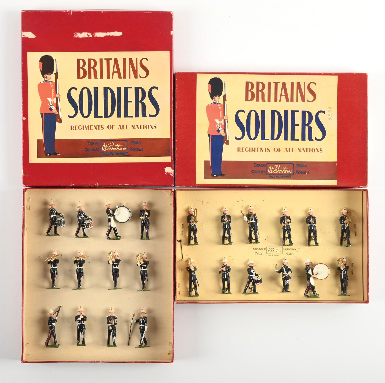 LOT OF 2: W. BRITAIN SETS IN BOXES (1 of 2)