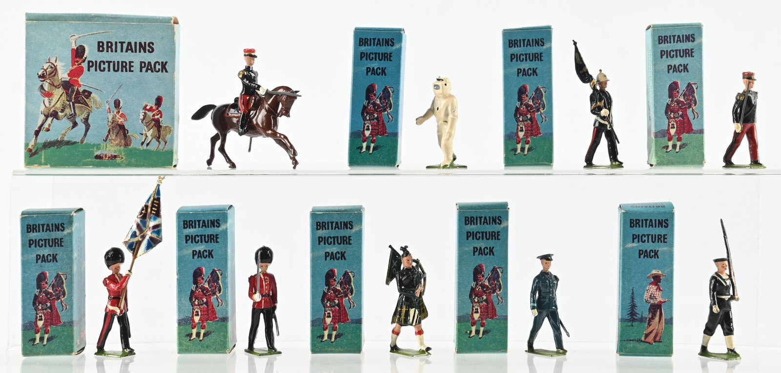 LOT OF 9: W. BRITAINS PICTURE PACKS ASSORTMENT IN BOXES (1 of 2)