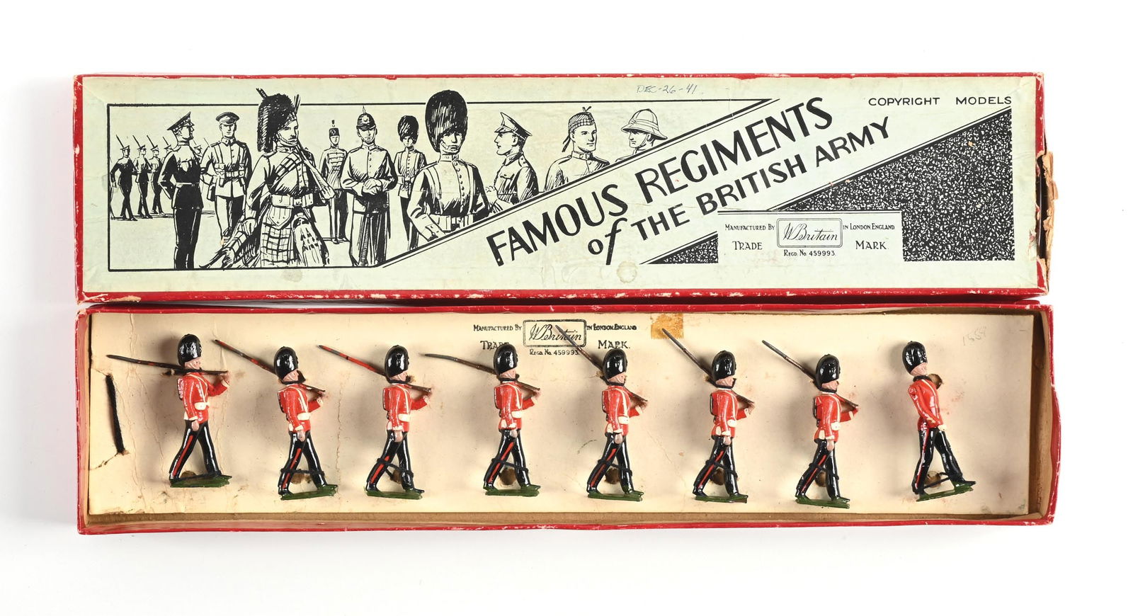 W. BRITAIN FAMOUS REGIMENTS OF THE BRITISH ARMY THE LANCASHIRE FUSILIERS SET NO. 1559 IN BOX (1 of 2)