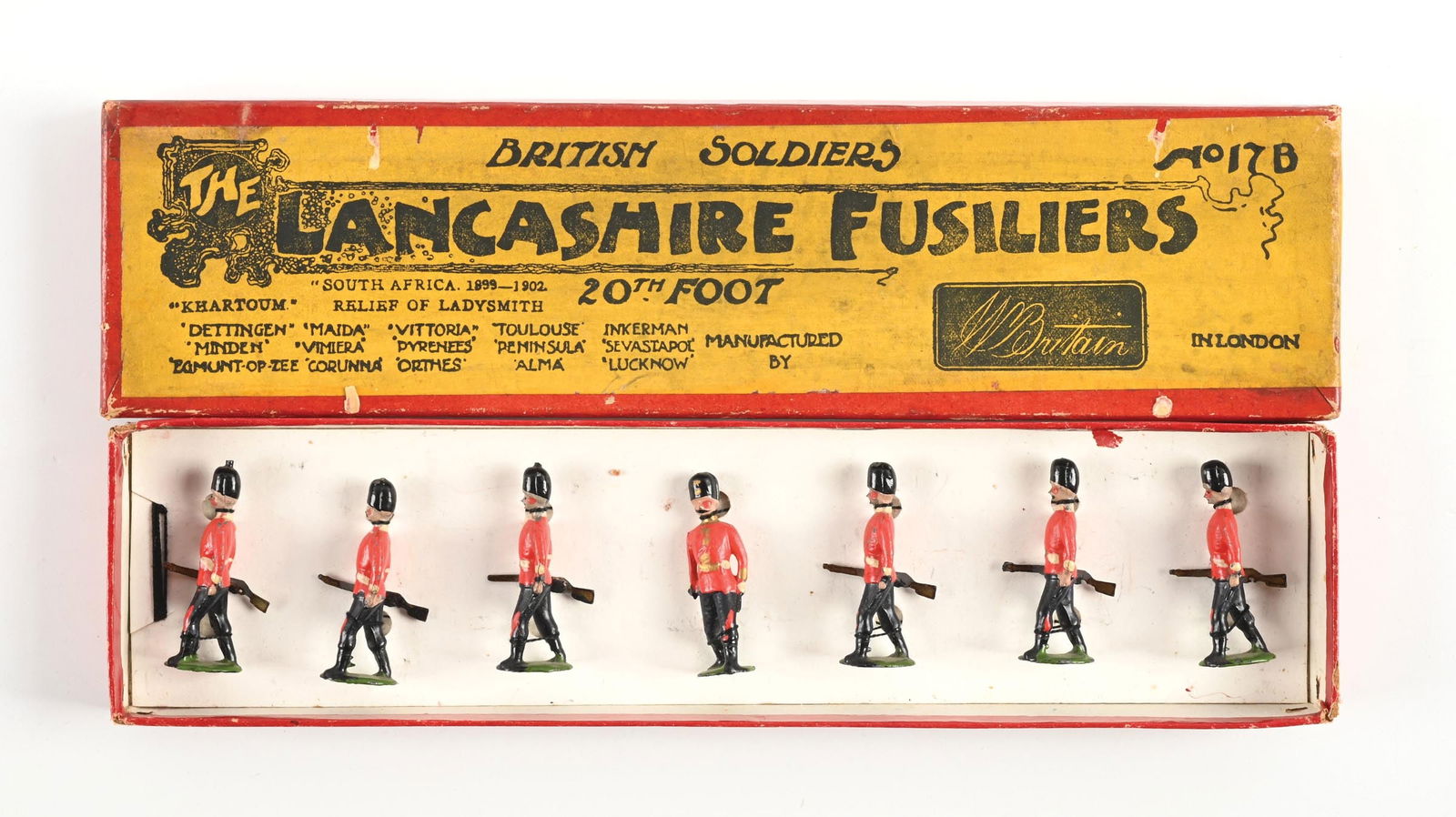 W. BRITAIN THE LANCASHIRE FUSILIERS 29TH FOOT TOY SOLDIERS SET NO. 17B IN BOX (1 of 2)