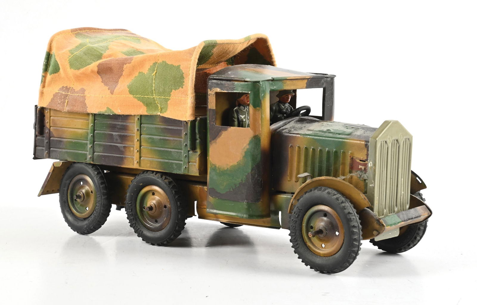 HAUSSER 6-WHEEL CAMO SUPPLY TRUCK (1 of 2)