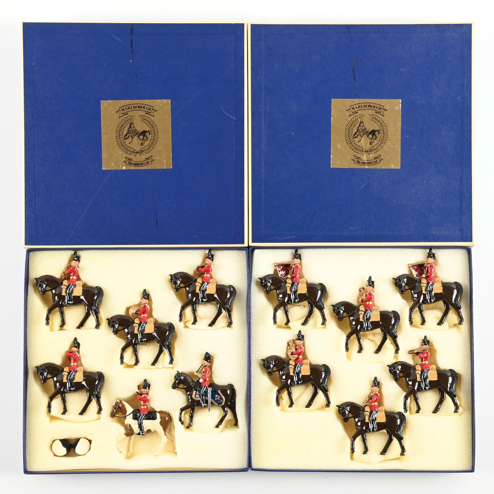 LOT OF 2: MARLBOROUGH SETS IN BOXES (1 of 2)