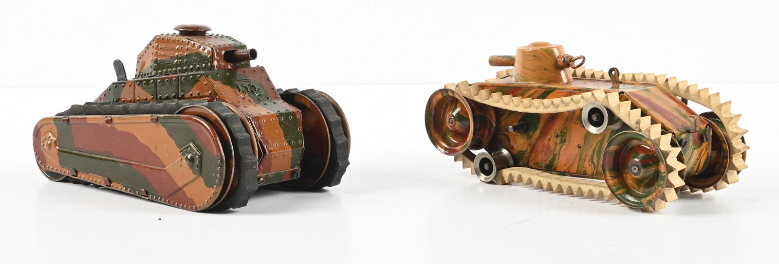 LOT OF 2: MARKLIN MILITARY TANKS (1 of 1)