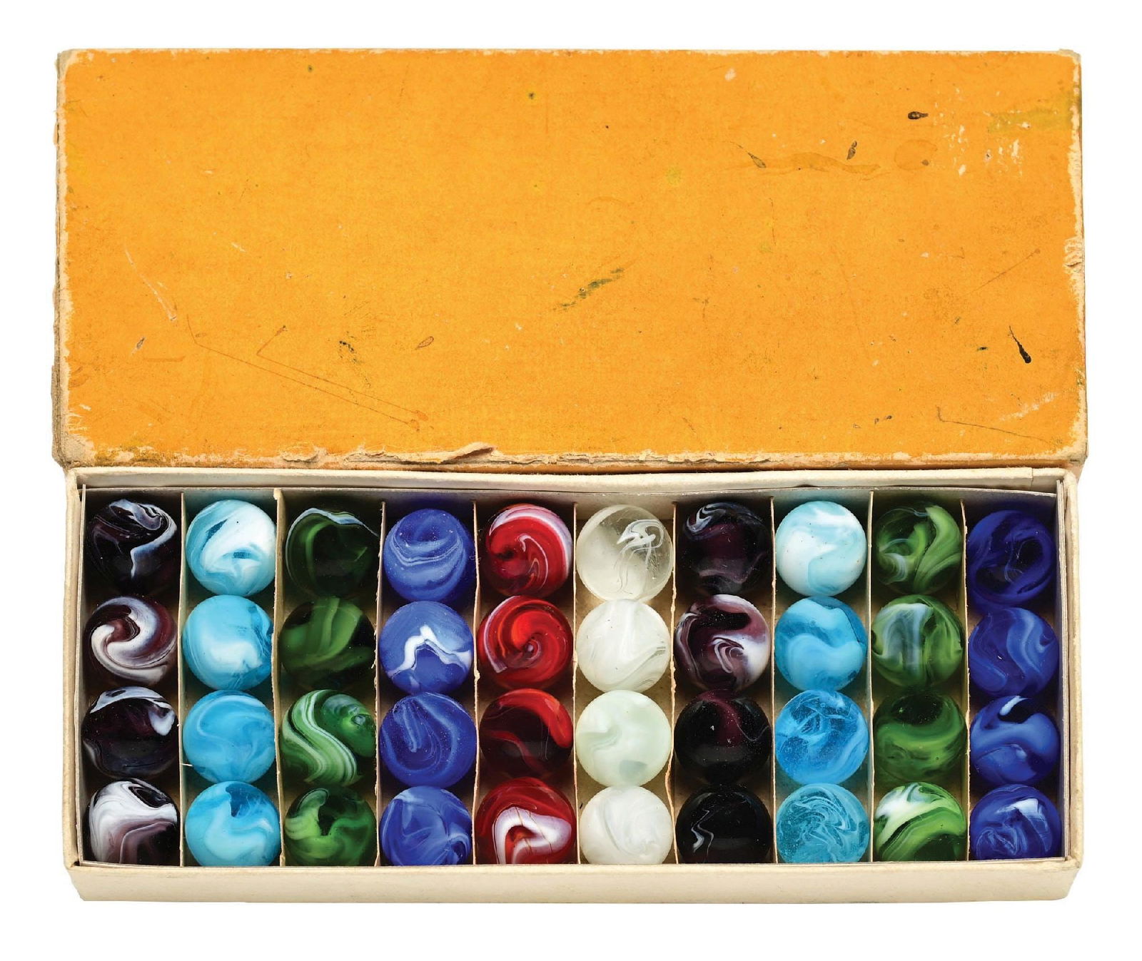 EARLY NO. 40 NATIONAL ONYX M. GROPPER & SONS BOX SET: 5/8" - 11/16" diam. Box contains 40 slag marbles. Box shows wear on top edges. Marbles: (9.2 Average). Box: (Good). Condition: Dimensions: Box: 7 - 1/4" x 3 - 1/8" x 7/8".