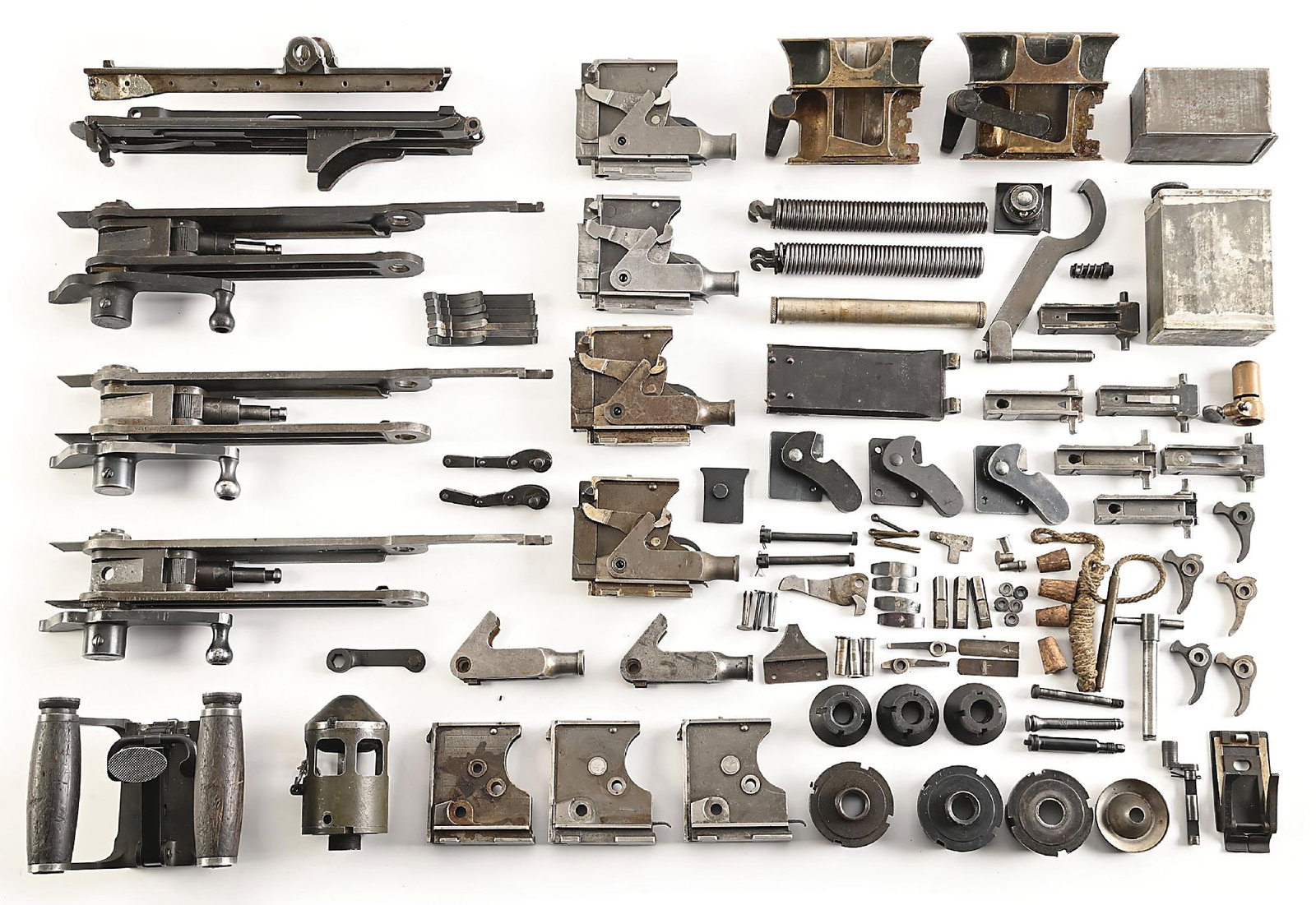 TREASURE TROVE OF VICKERS MACHINE GUN PARTS (1 of 4)