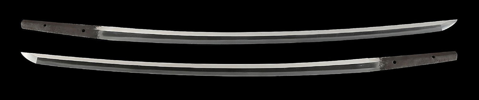 MUMEI KATANA IN SHIRASAYA: 70.5cm of classic shinogi zukuri form. Mumei, but form and features suggest a Muromachi period blade after a Yamato school. Suguha hamon with a tight maru boshi with plentiful nie. Nie deki throughout