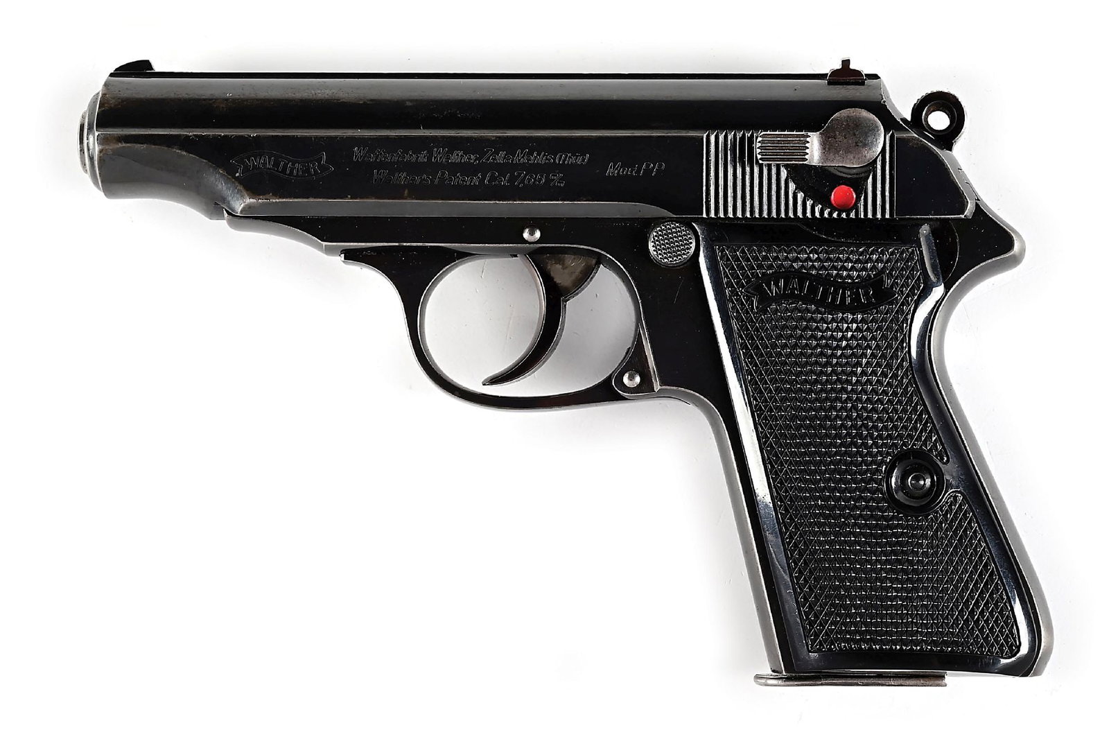 (C) WALTHER PP .32 ACP SEMI-AUTOMATIC PISTOL.: Produced by Walther in 1937 with a high polished blue finish. CONDITION: There is a bit of wear on the muzzle and grip straps. There are a few small spots in the finish of the slide, forward of the ej