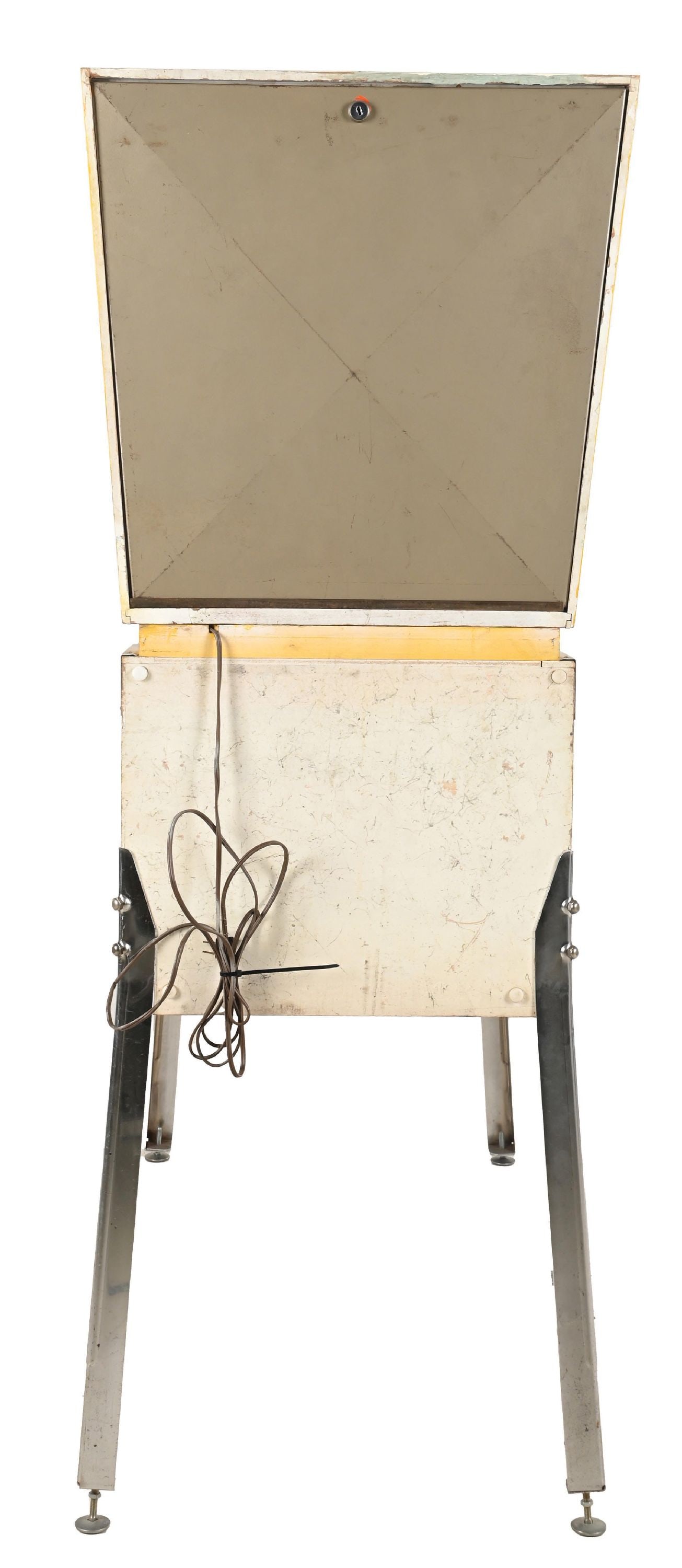 GOTLIEB'S "KING OF DIAMONDS" PINBALL MACHINE - 4