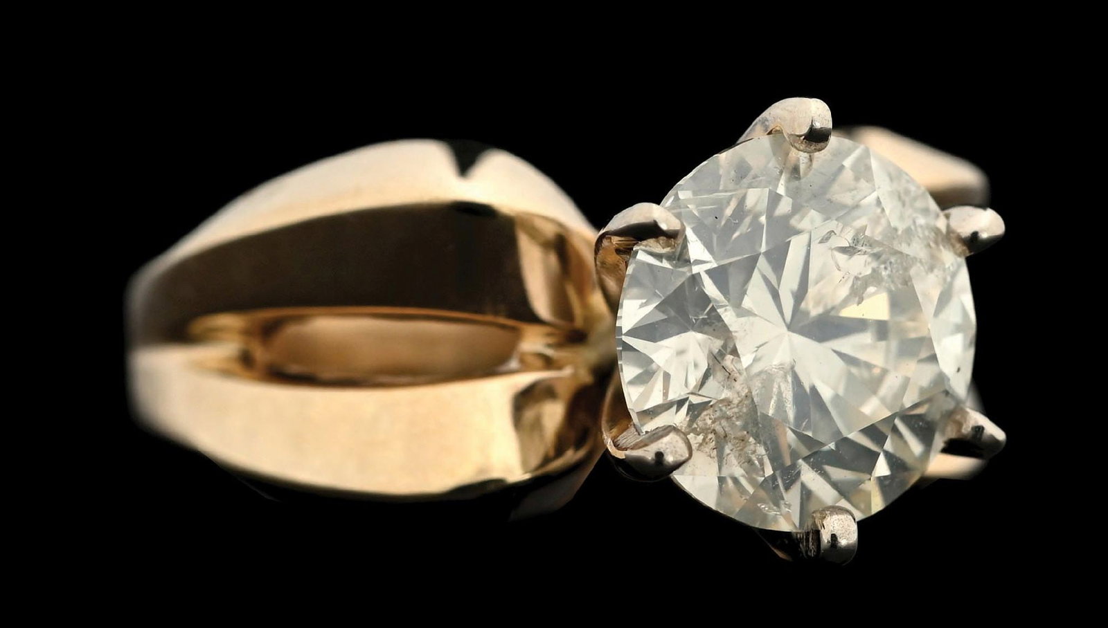 14K GOLD HEARTS & ARROWS 3CT DIAMOND RING W/REPORTS: Ladies' 14k yellow gold hearts and arrows cut diamond (3.02ct) engagement ring graded I color, SI3 clarity, accompanied by an original EGL diamond report and a AIGL appraisal report with an ERRV of $4