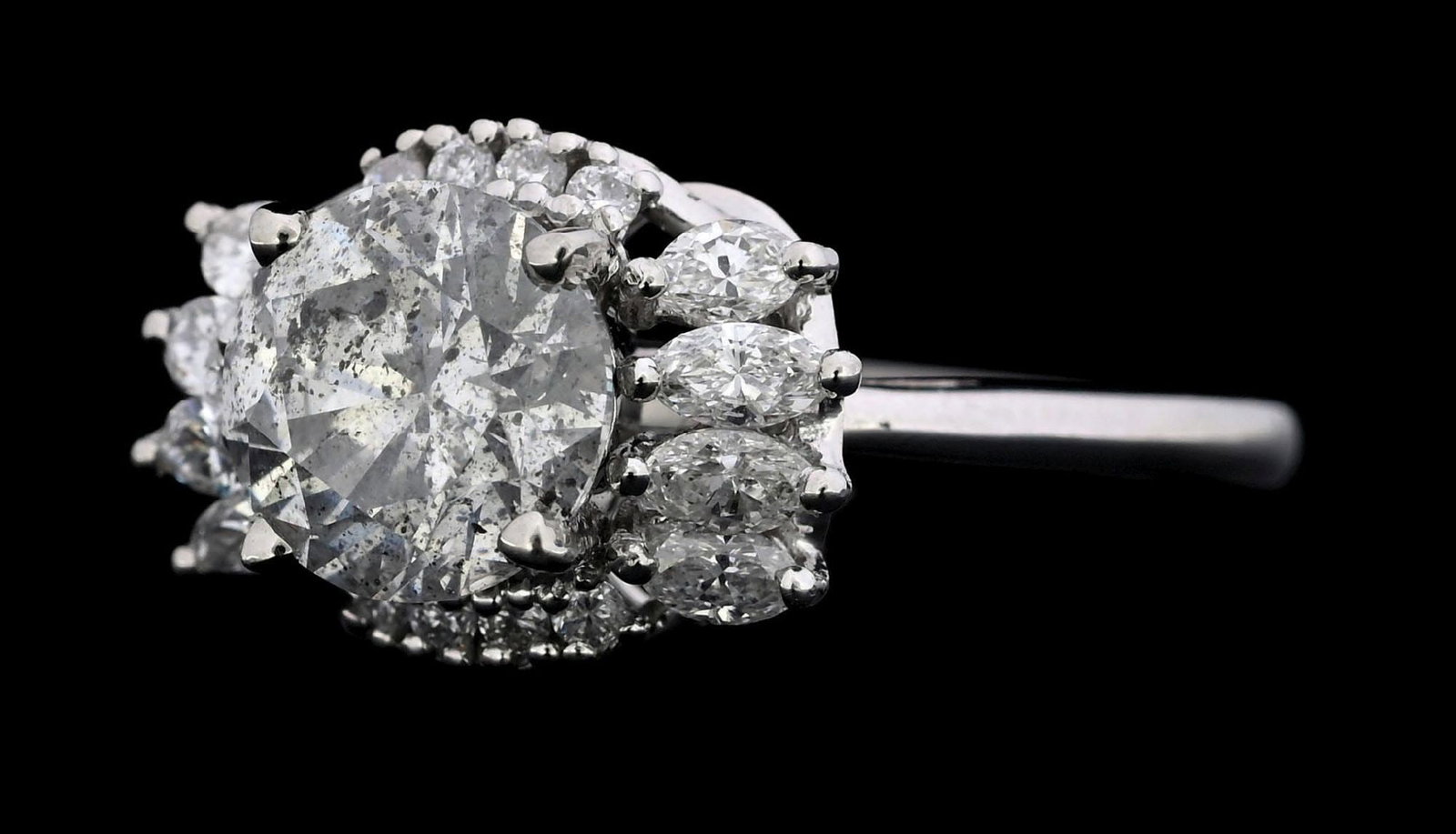 PLATINUM DIAMOND RING WITH W/REPORT - 3