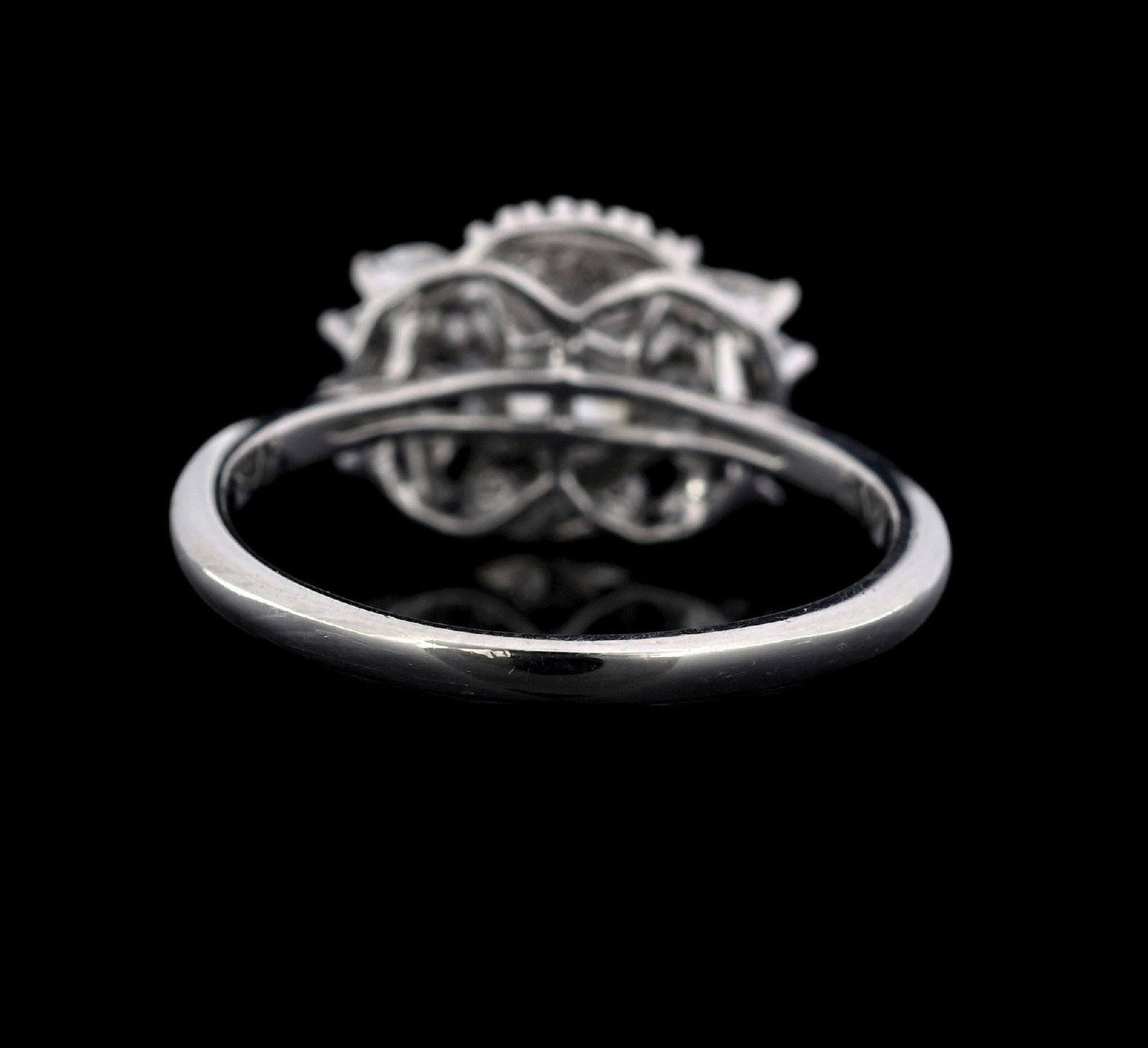 PLATINUM DIAMOND RING WITH W/REPORT - 4