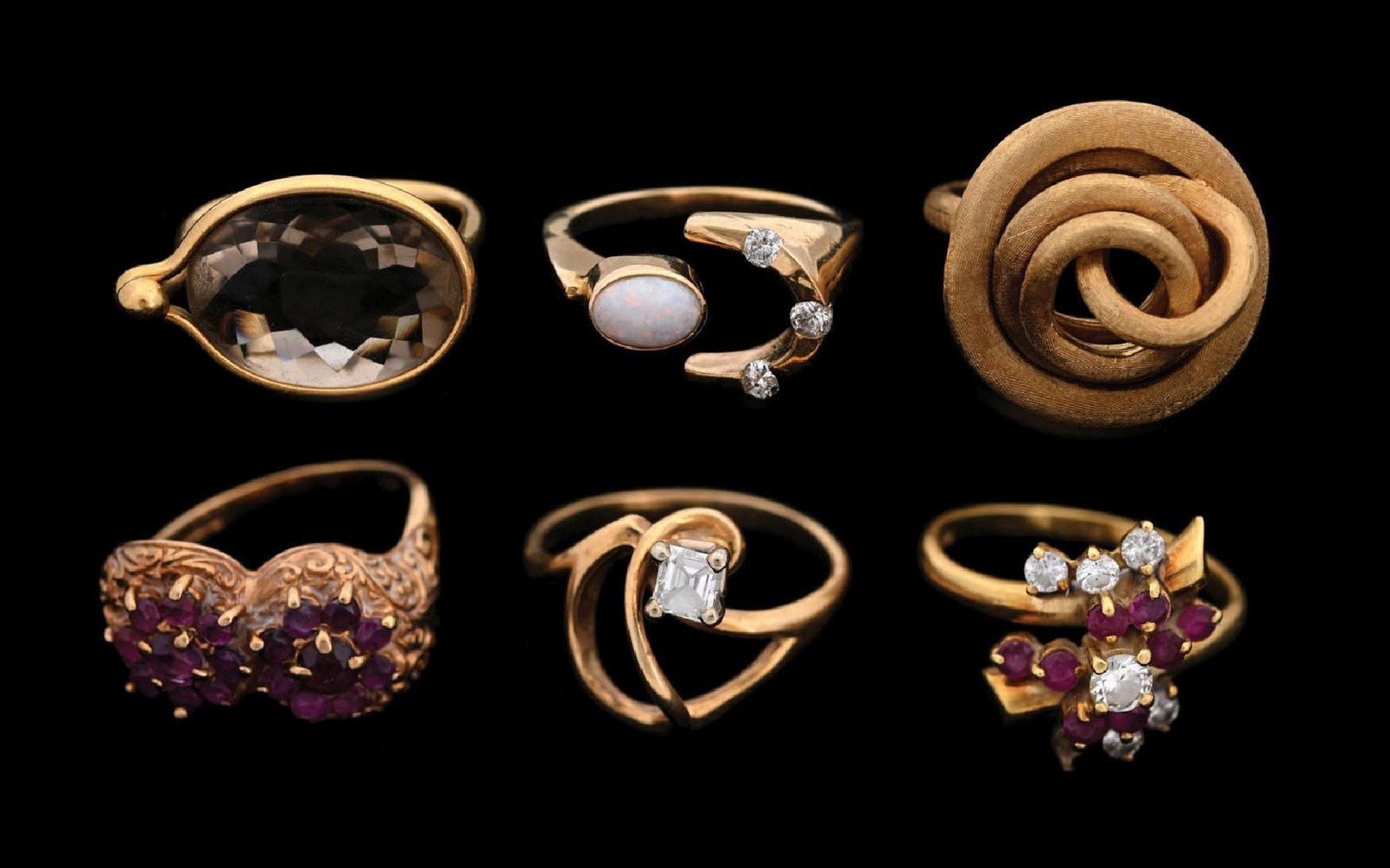 COLLECTION OF 6: LADIES' YELLOW GOLD RINGS (1 of 3)