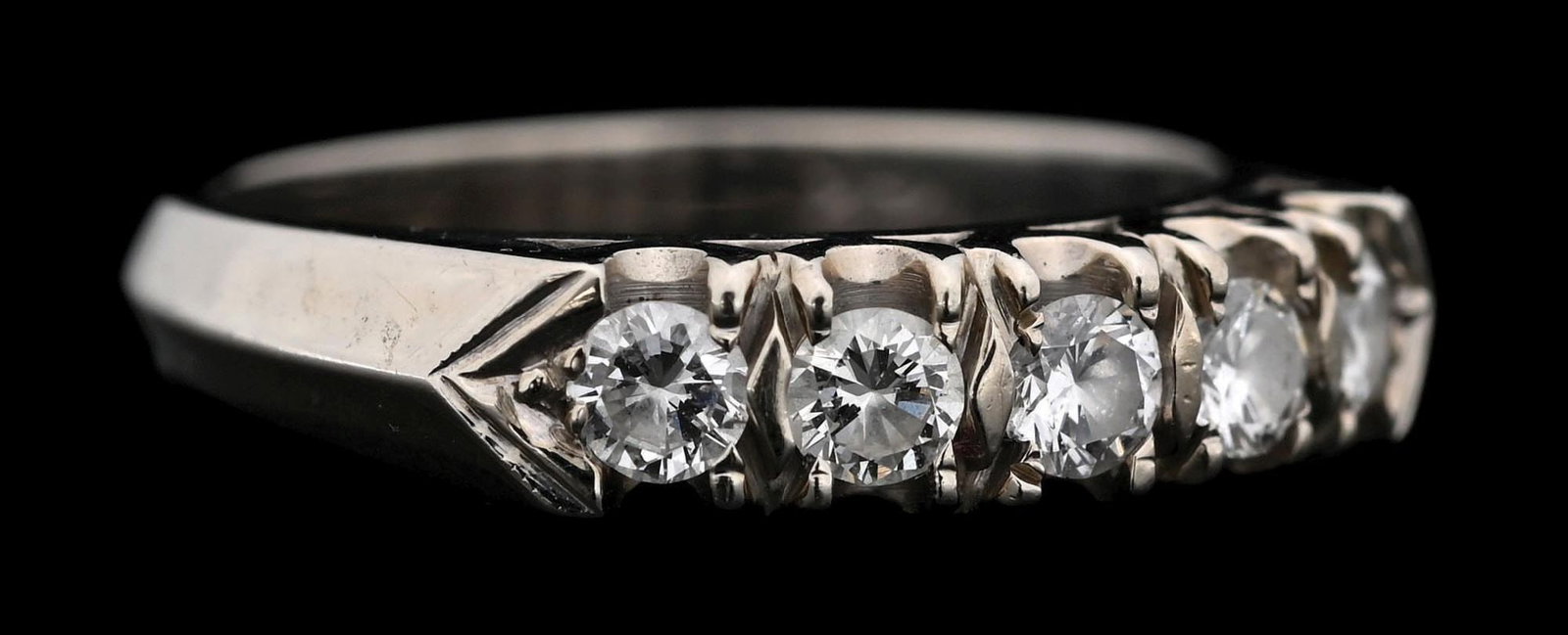 14K WHITE GOLD 5-STONE DIAMOND BAND.: Ladies' 14k white gold diamond anniversary band set with 5 round brilliant cut natural diamonds, each measuring 3mm in diameter, with an estimated total weight of 0.50cts. Marked inside "14K". Width