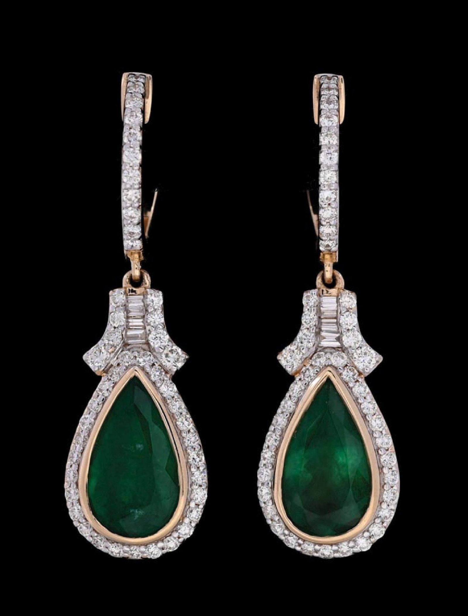14K GOLD EMERALD & DIAMOND EARRINGS W/REPORT: Ladies' 14k yellow gold emerald (3.88ctw) and diamond (0.98ctw) earrings accompanied by an original GGA appraisal report with an ERRV of $25,760.00 (See additional website images of report for specifi