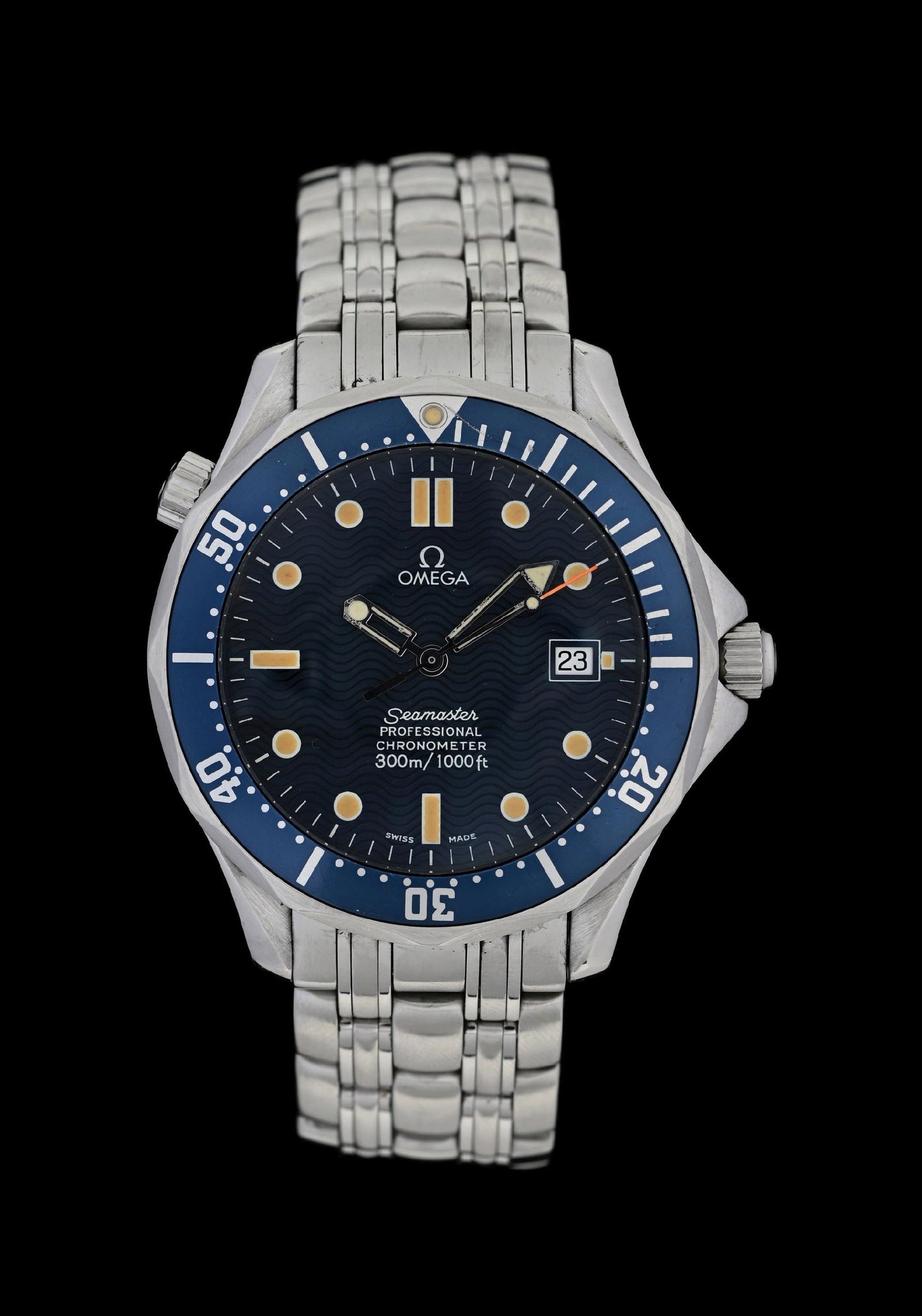 OMEGA 41MM "JAMES BOND" SEAMASTER 300M AUTOMATIC WATCH W/BOX (1 of 6)