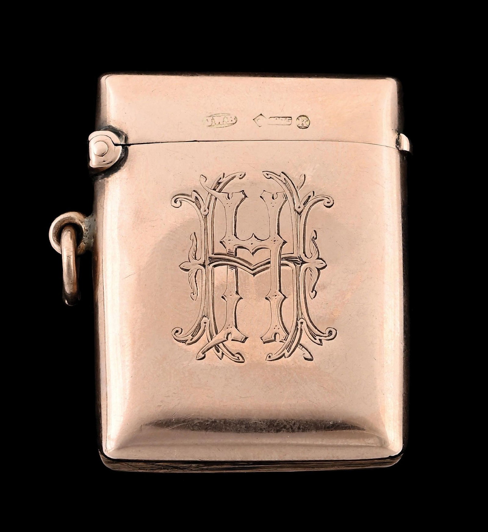 ENGLISH 9K GOLD MATCH SAFE: Simple design. Tests and stamped for 9K gold. 17.5 grams. From the portfolio of an avid and dedicated collector. Condition: (Excellent) Dimensions: 1 - 1/4" x 1 - 1/2".