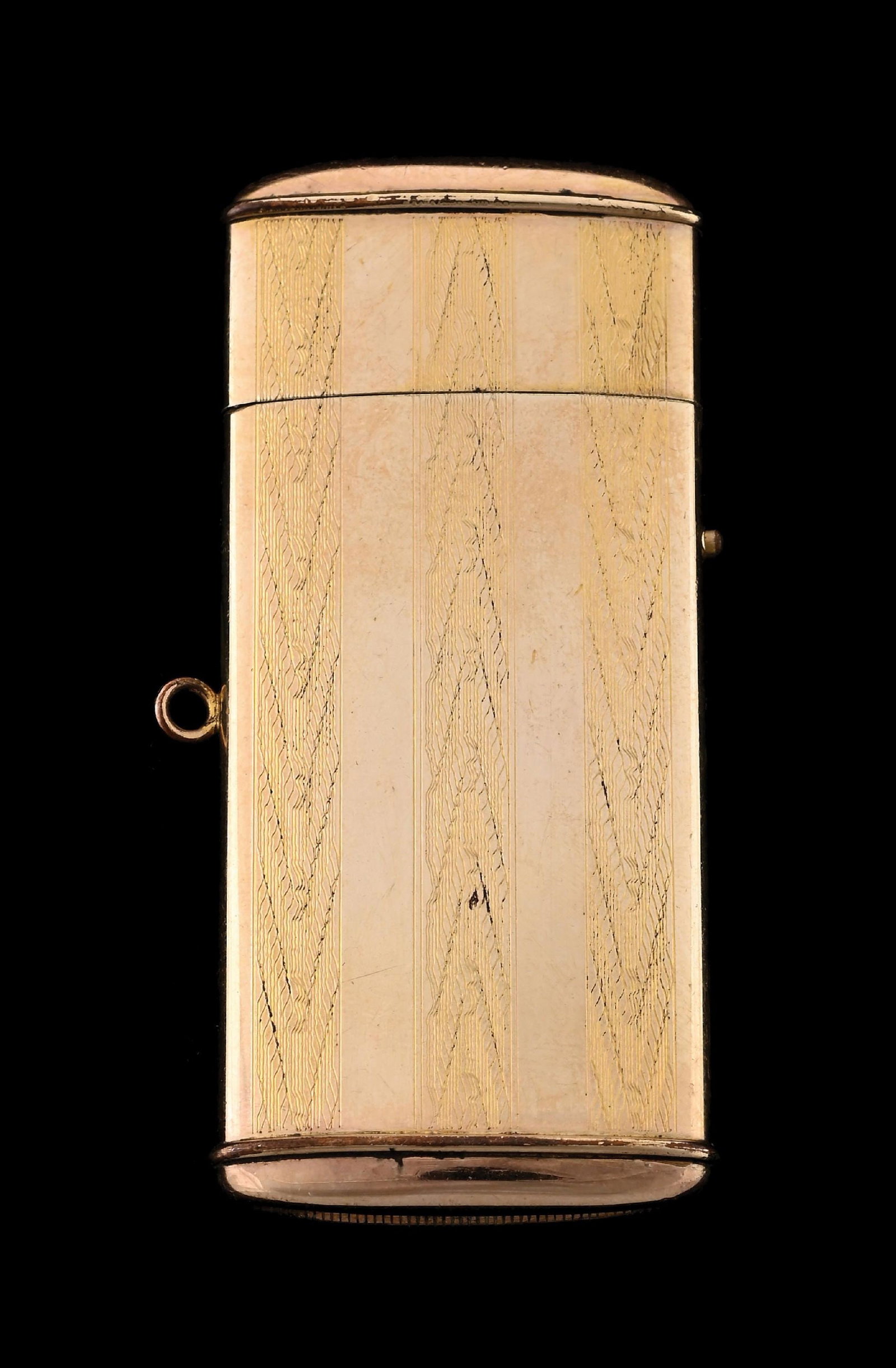 10K GOLD MATCH SAFE: Simple design. Tests for 10K gold. 20.9 grams. From the portfolio of an avid and dedicated collector. Condition: (Excellent). Dimensions: 1" x 2 - 3/4".