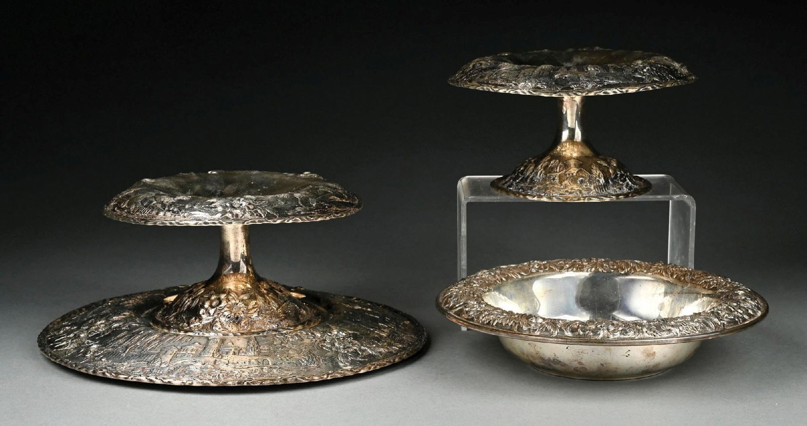 S. KIRK & SON CO. 4-PIECE STERLING SILVER REPOUSSE TEA SET: Marked "S. Kirk & Son Co. 925/1000" and with model/pattern number "363". Gross weight 142.5 ozt. Condition: (Very Good-Excellent). Dimensions: