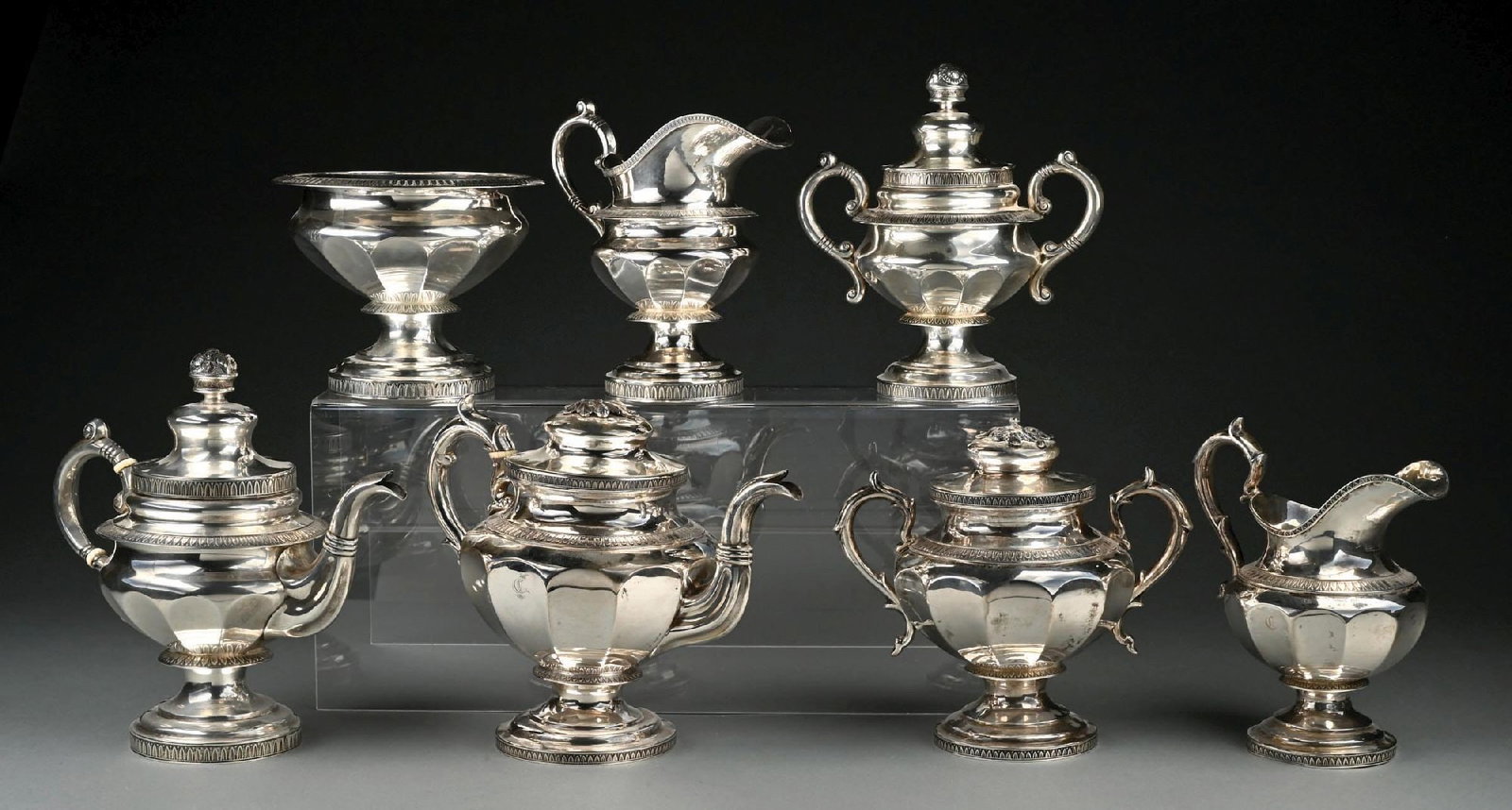 AN AMERICAN ASSEMBLED SEVEN PIECE TEA SET, 19C: Gross weight: 150.0 ozt Condition: (Very Good - Excellent). Dimensions: