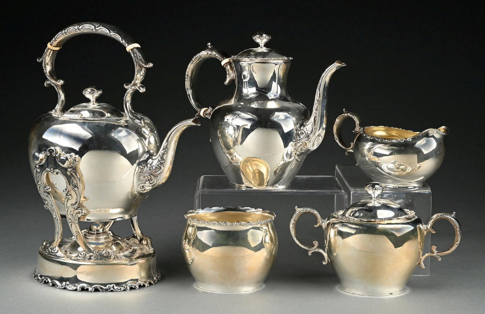 5-PIECE WHITING MFG. CO. STERLING SILVER #2880 TEA & COFFEE SET: Polished. Gross weight: 94.4 ozt Condition: (Very Good - Excellent). Dimensions: