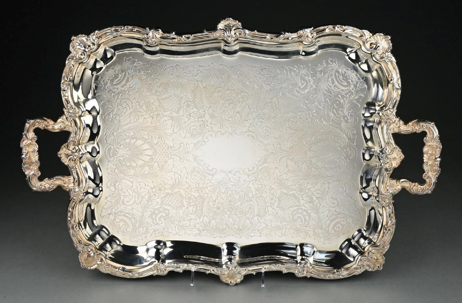 LARGE ORNATE SILVER PLATED DOUBLE-HANDLED SERVING TRAY: Silver plated tray. Gross weight: 101.3 ozt Condition: (Very Good). Dimensions: