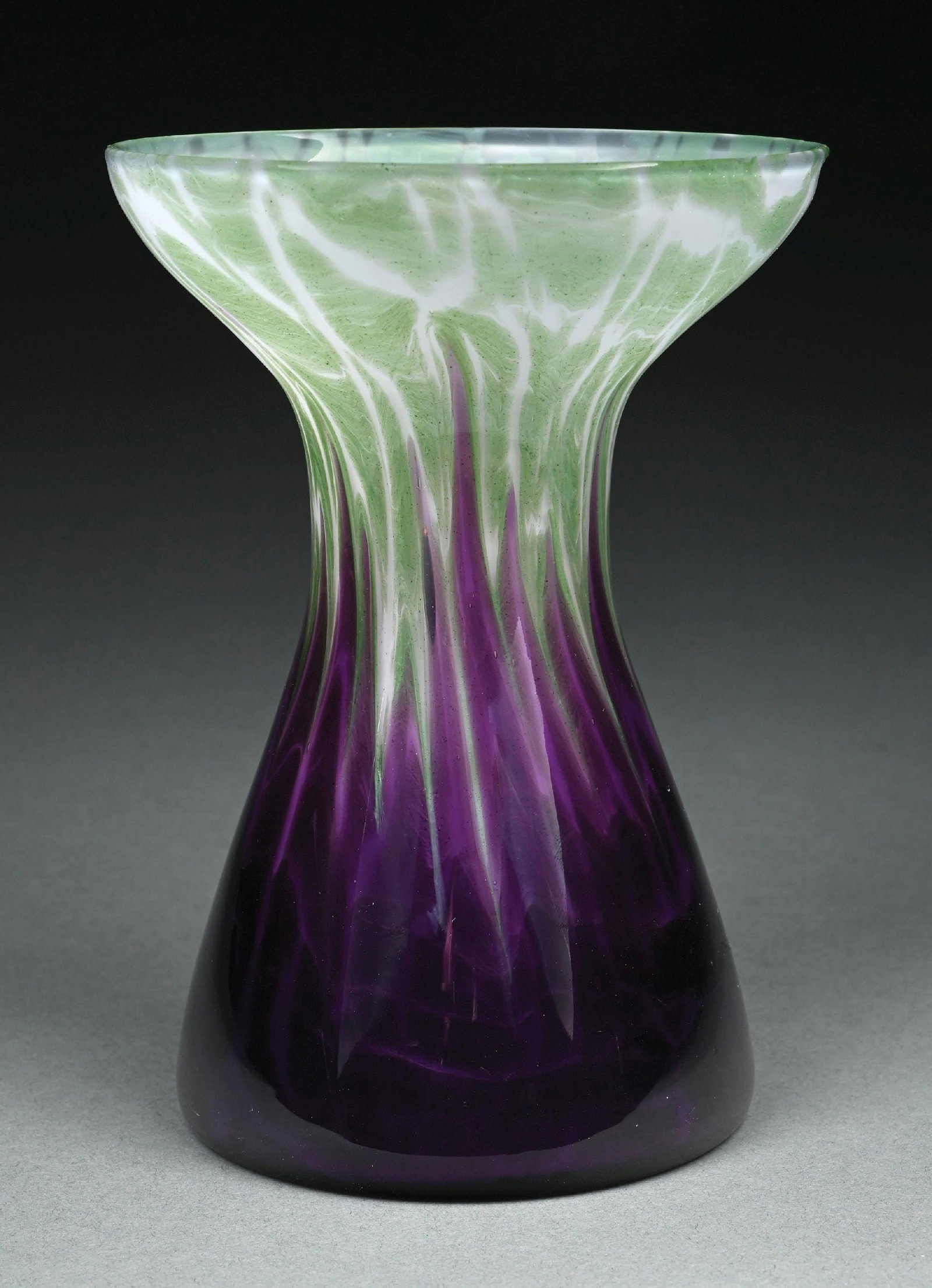 PURPLE LOETZ VASE (1 of 5)