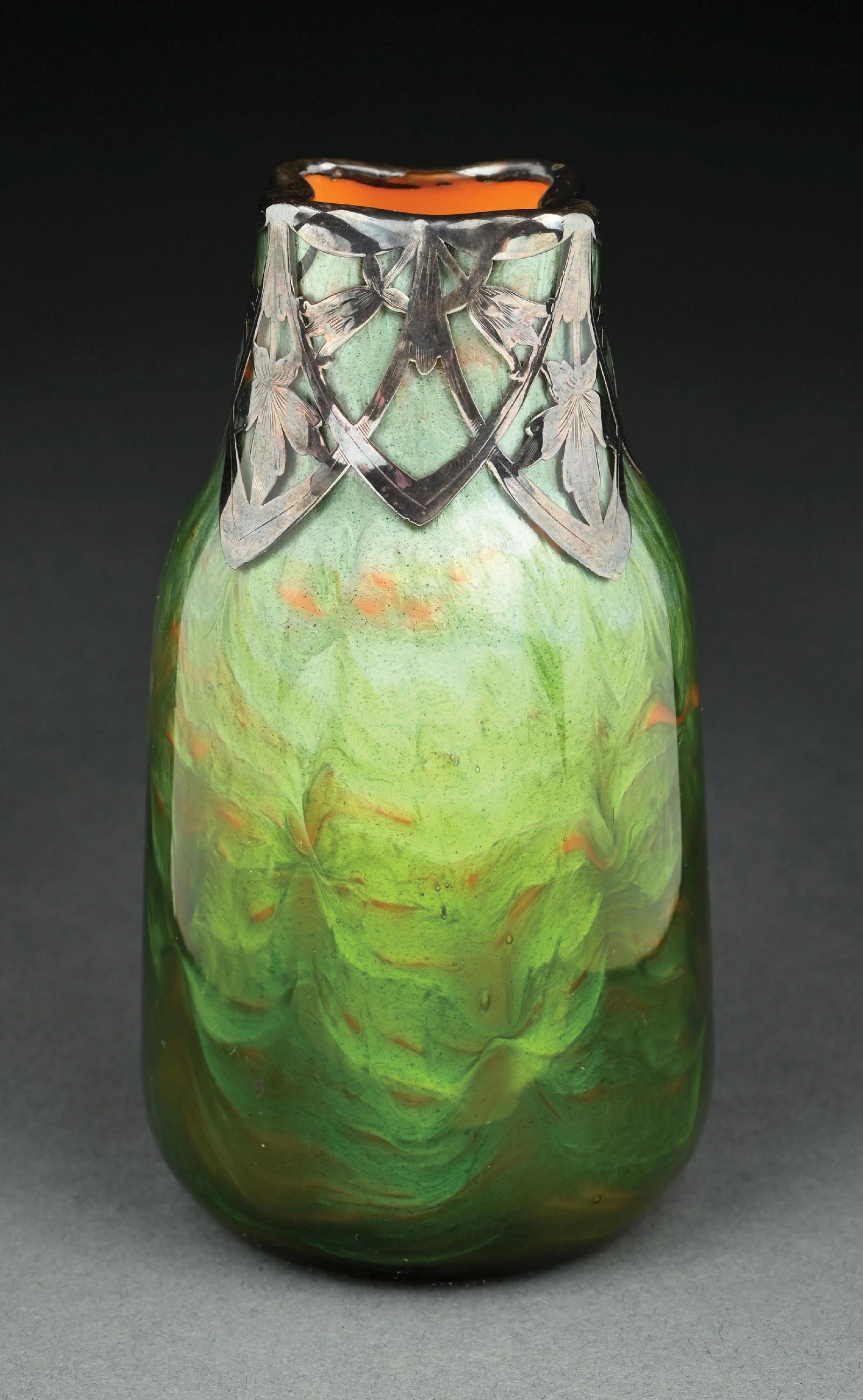 SMALL LOETZ TITANIA VASE (1 of 5)