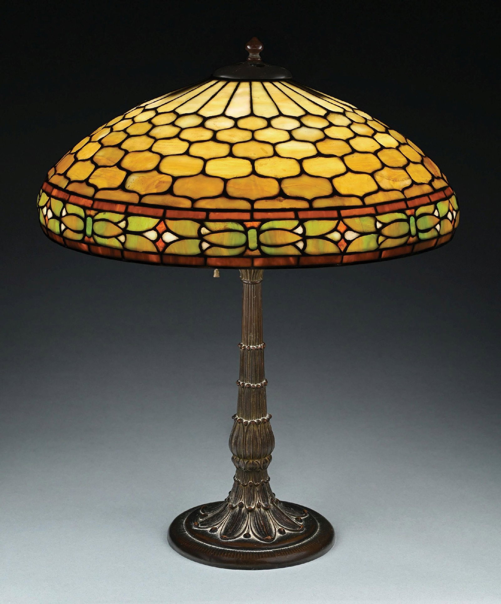 DUFFNER AND KIMBERLY LEADED GLASS TABLE LAMP - 4