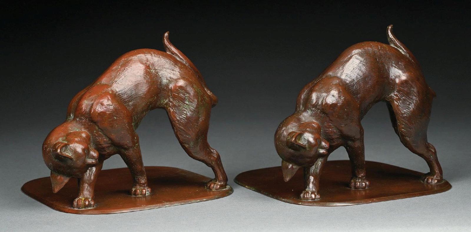 PAIR OF TIFFANY STUDIOS BRONZE CAT BOOKENDS (1 of 6)