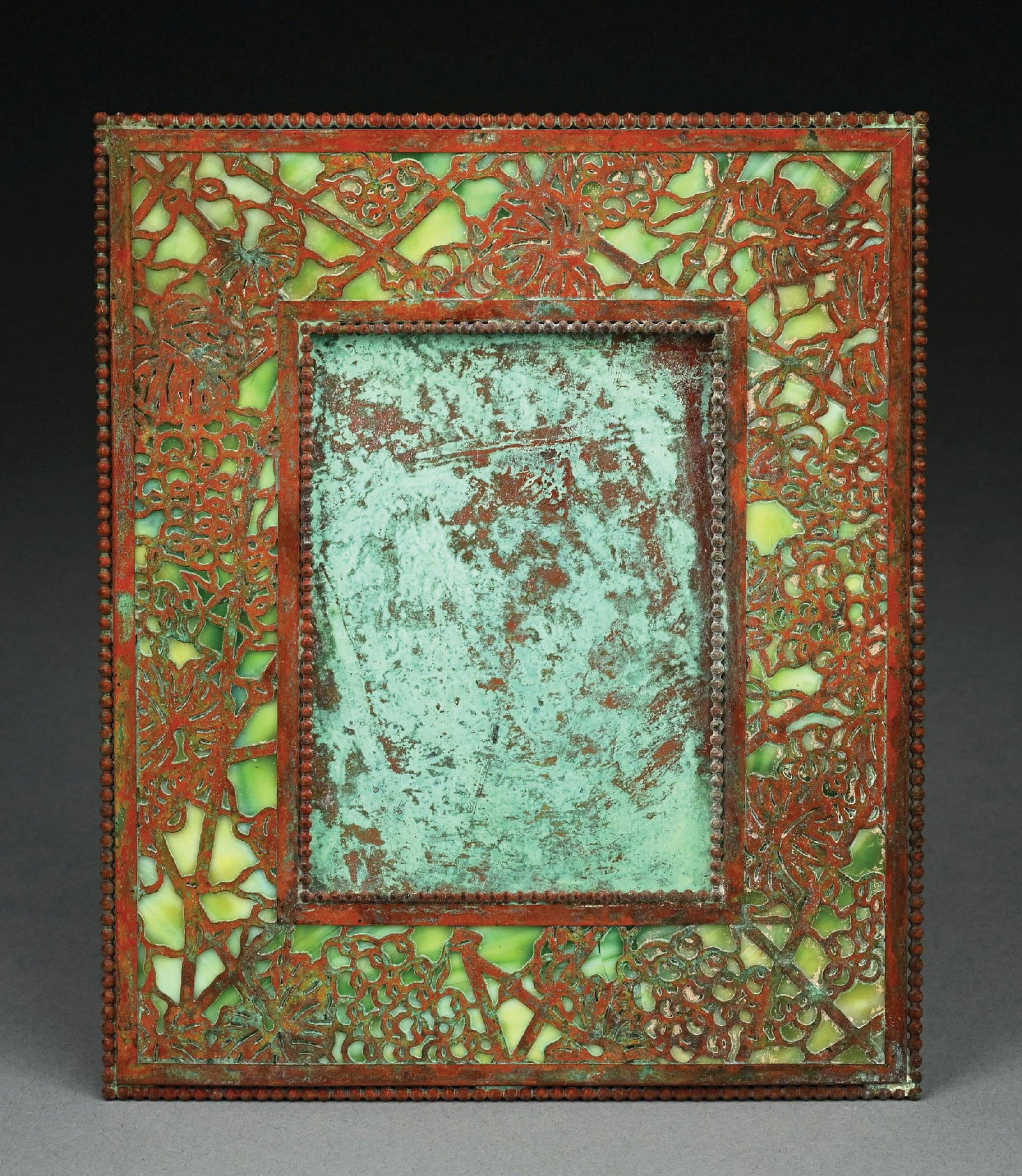 TIFFANY STUDIOS GRAPEVINE BRONZE & GLASS PICTURE FRAME (1 of 3)