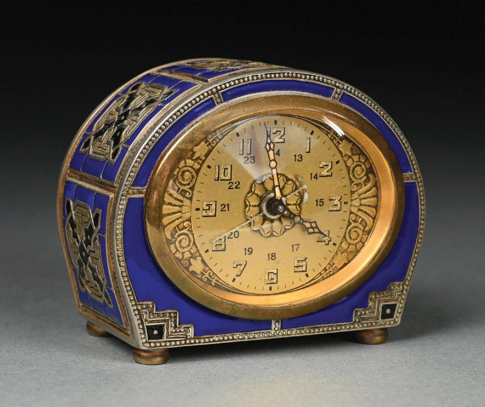 ANTIQUE GERMAN KIENZLE ENAMEL ALARM CLOCK: A beautiful Kienzle alarm clock with blue enamel. Condition: (Very Good). Dimensions: 3 - 5/8" x 2" x 3".