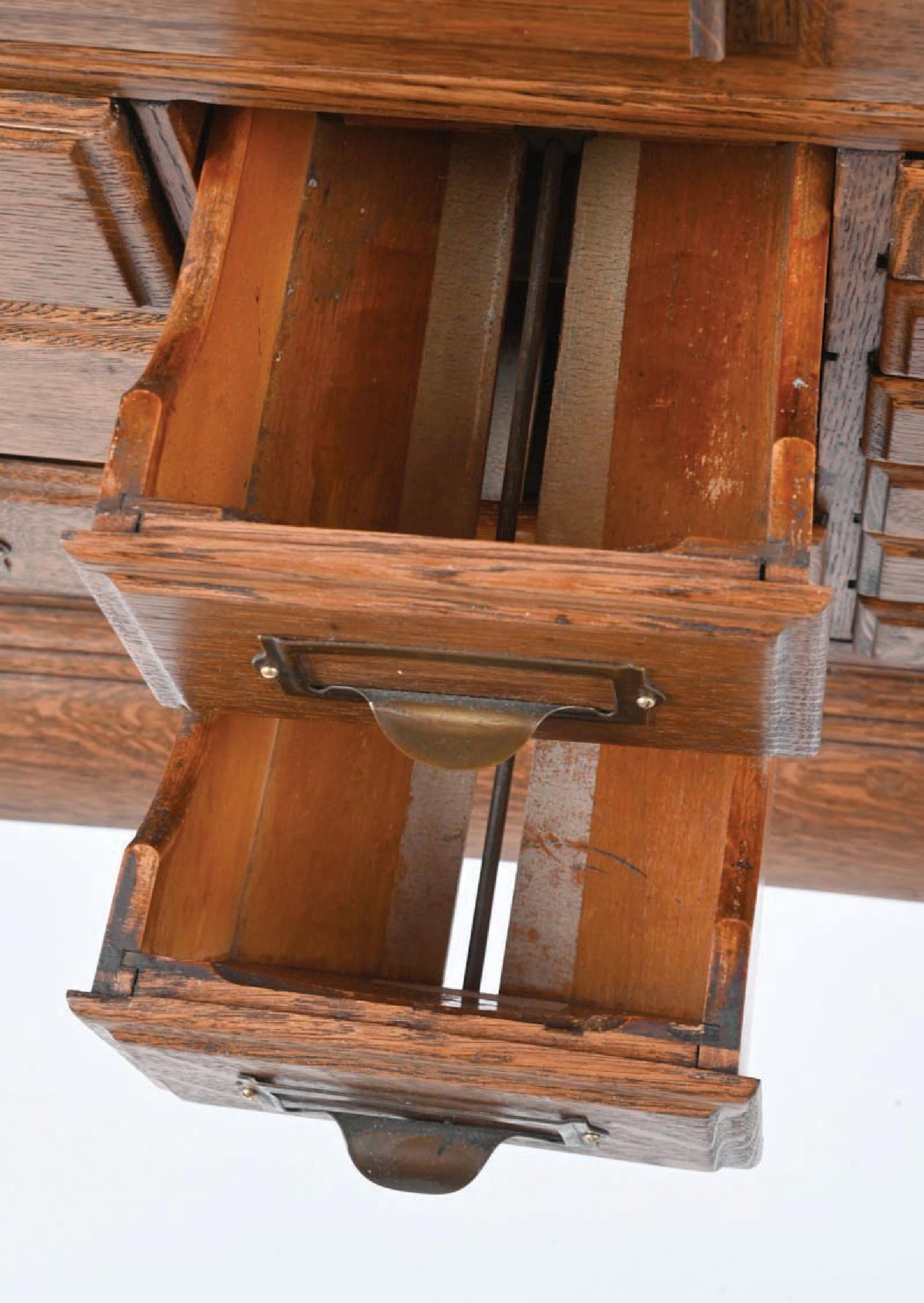 QUARTER SAWN OAK STACKING BOOKCASE WITH FILE DRAWER SECTION - 6