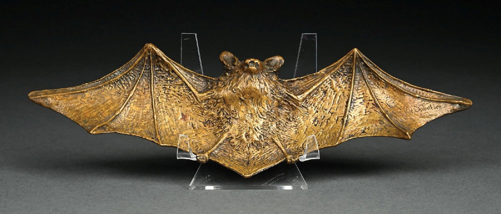 VICTORIN SABATIER BRONZE BAT TRAY (1 of 4)