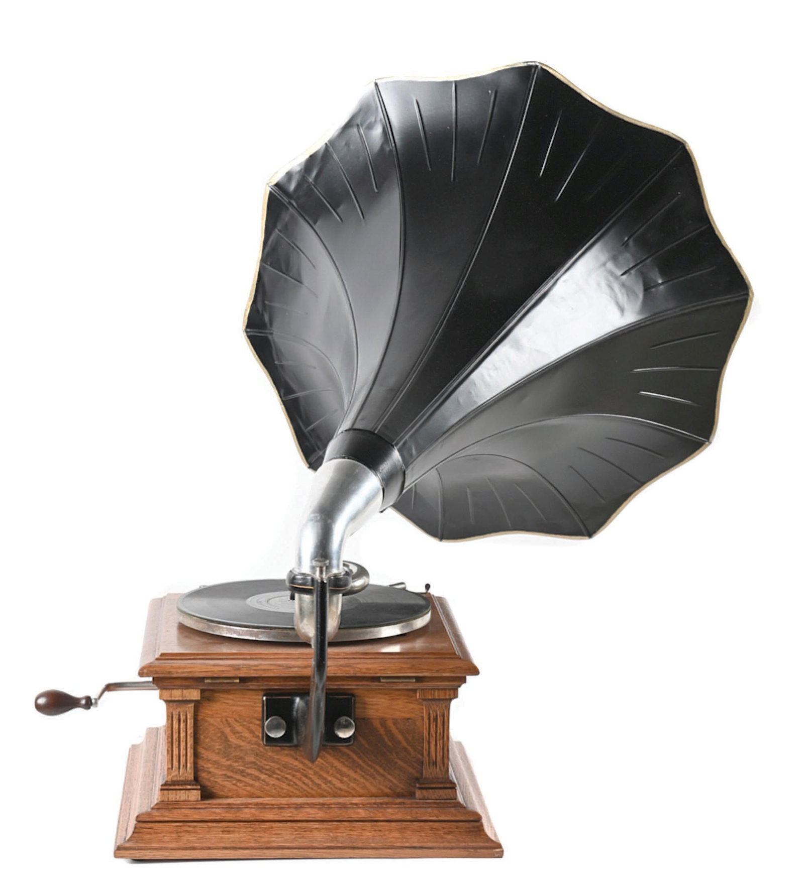 VICTOR MODEL III DISC PHONOGRAPH - 4